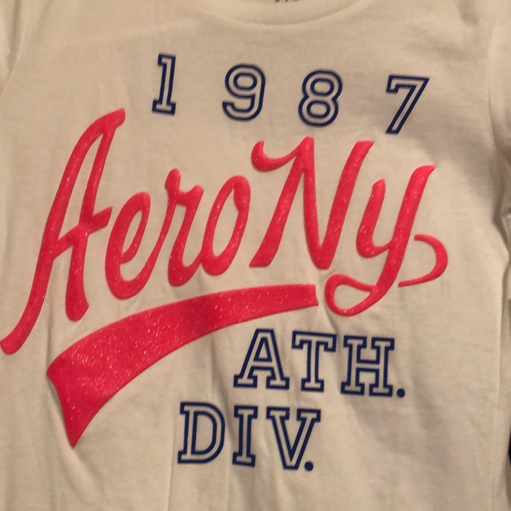 White Aeropostale short sleeve shirt